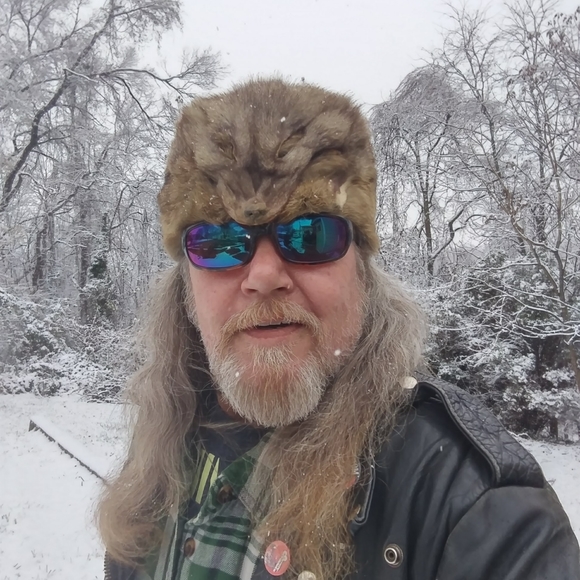 Meet your Posher, Hooter - Picture 7 of 16